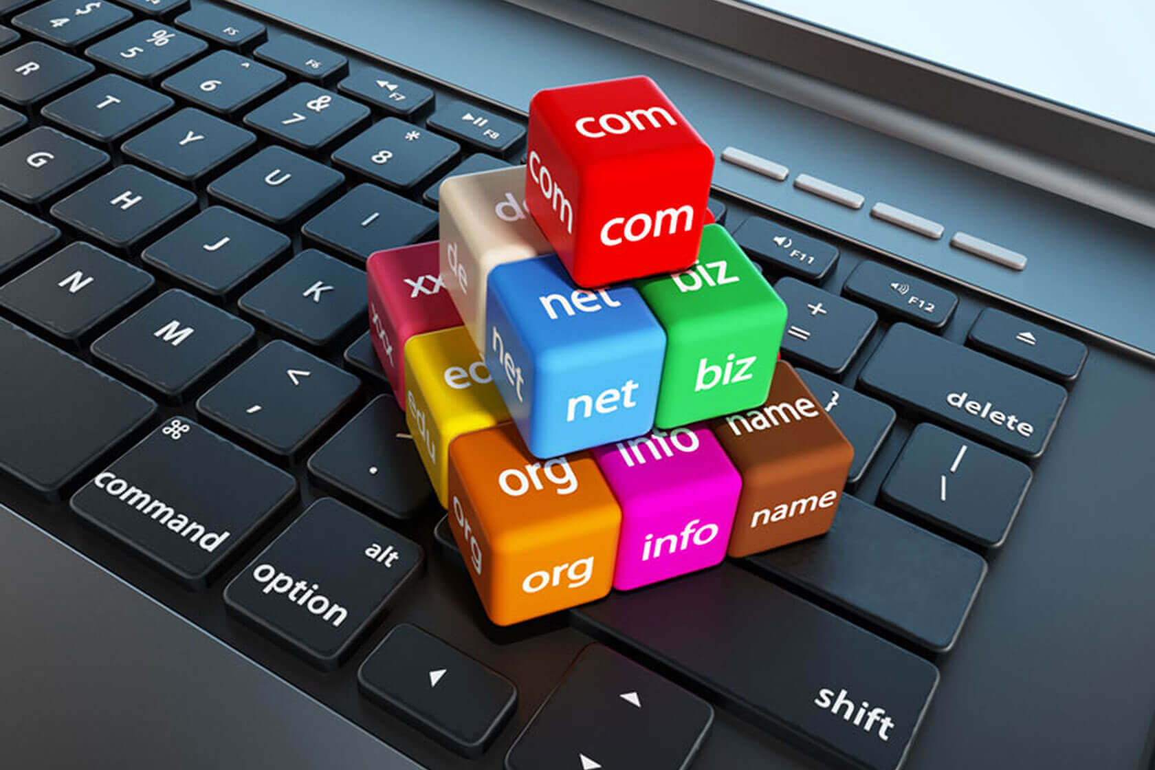 На кого регистрировать домен: как сделать правильный выбор в блоге студии интернет-решений GuruLabs